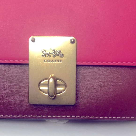 COACH pink and brown HUTTON saddle bag in color block brass. - Picture 2 of 15